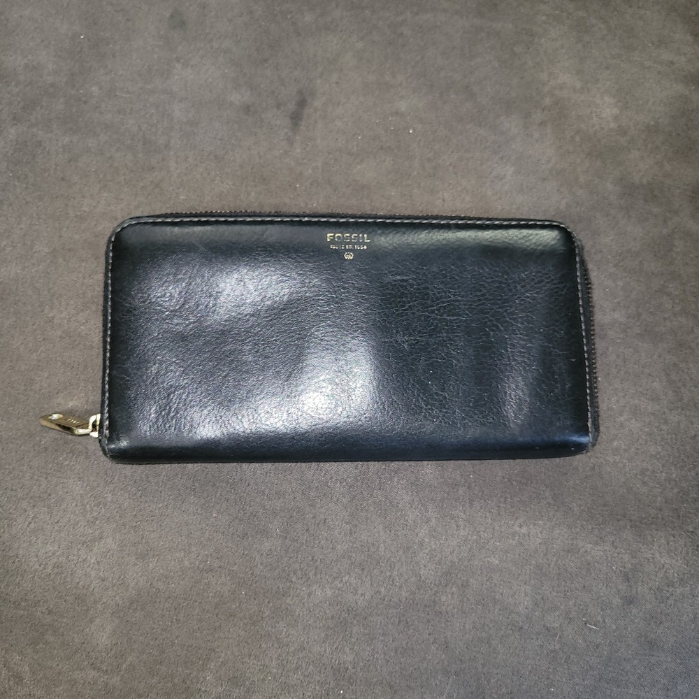 Fossil Black Leather Zip Around Wallet Women's As Is